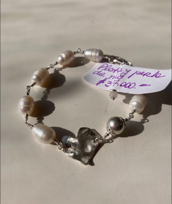 Pulseras Plata y Perla de rio (Corazón)