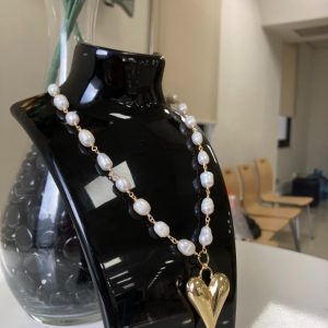 Collar Perla de rio y Baño de oro 50 cm Corazón Dorado (Perlas Blanca)