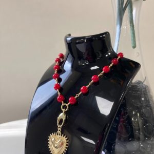 Collar Piedra Natural y Baño de oro 50 cm Corazón Dorado (Piedras Roja)