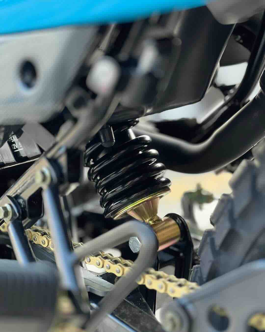 Motos Kavak Color Rojo - Imagen 7