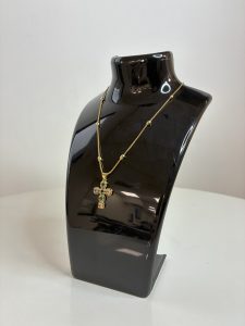 COLLAR ENTORCHADO A MANO Cruz