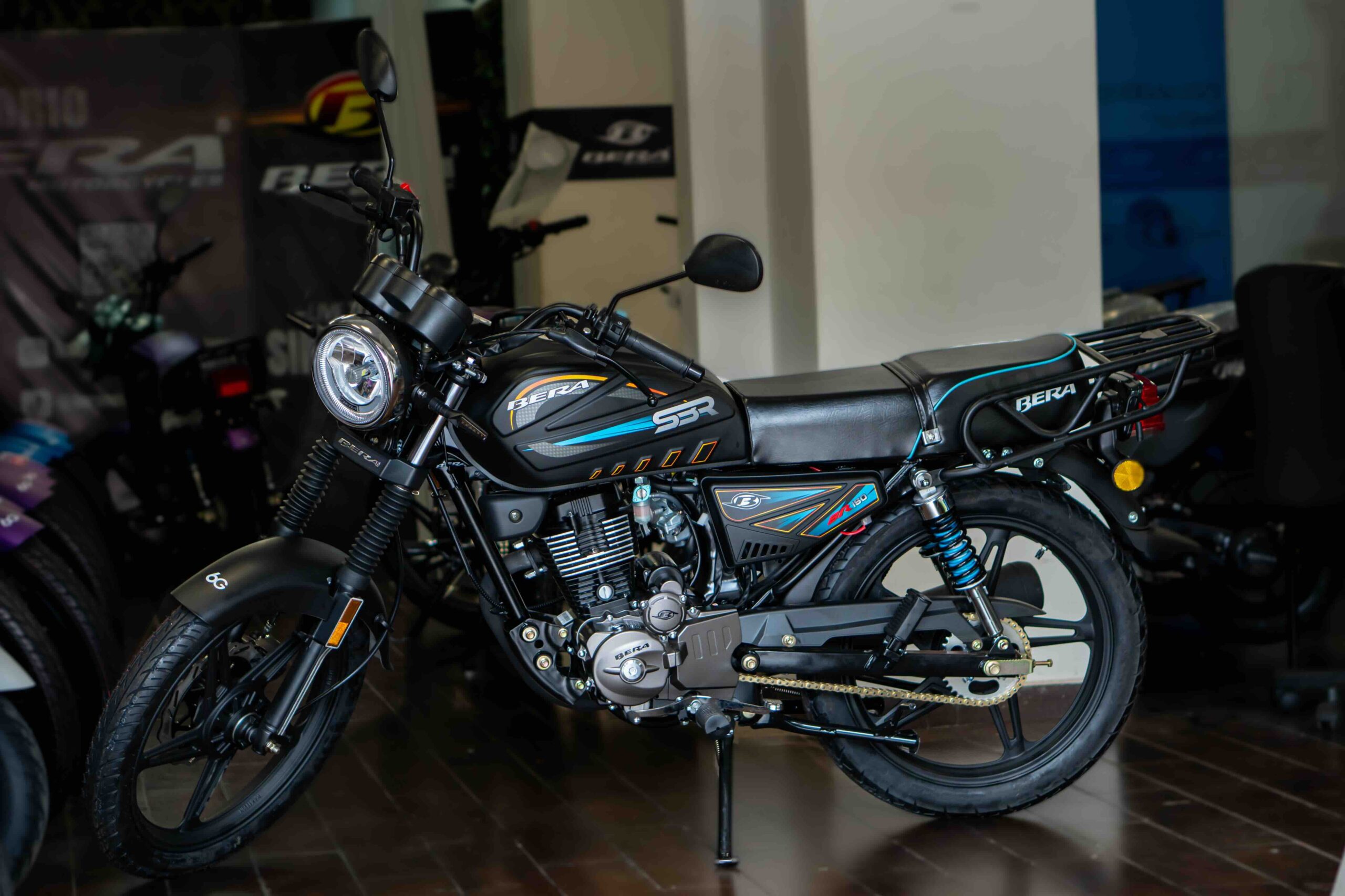 Moto SBR Color Negro