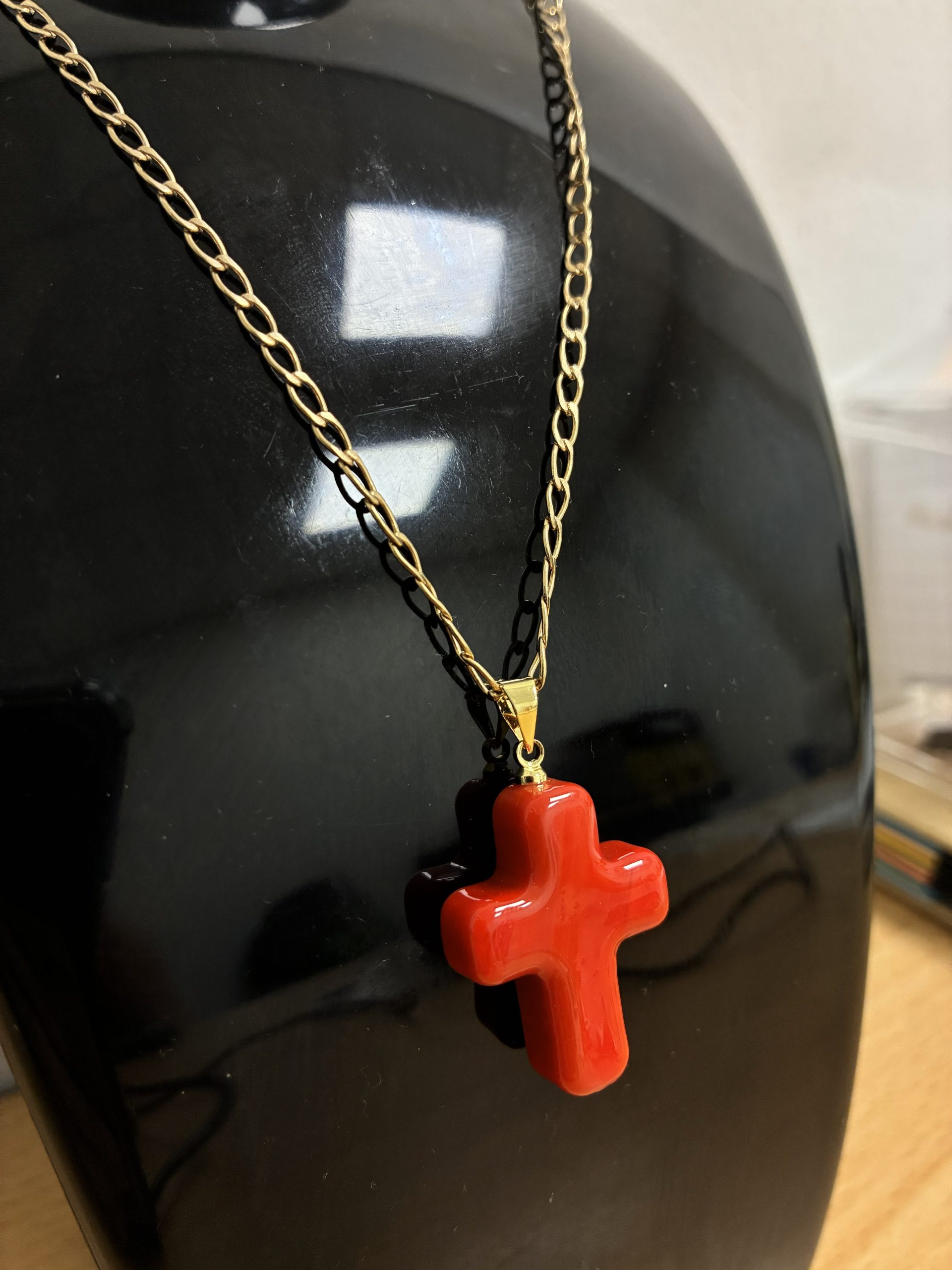 COLLARES DIJE Y BAÑO ORO CRUZ ROJA